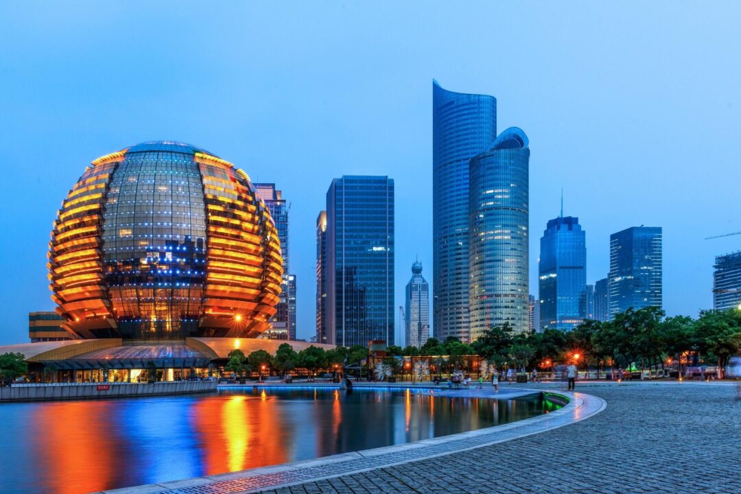 A representative office or a WFOE in China how to choose