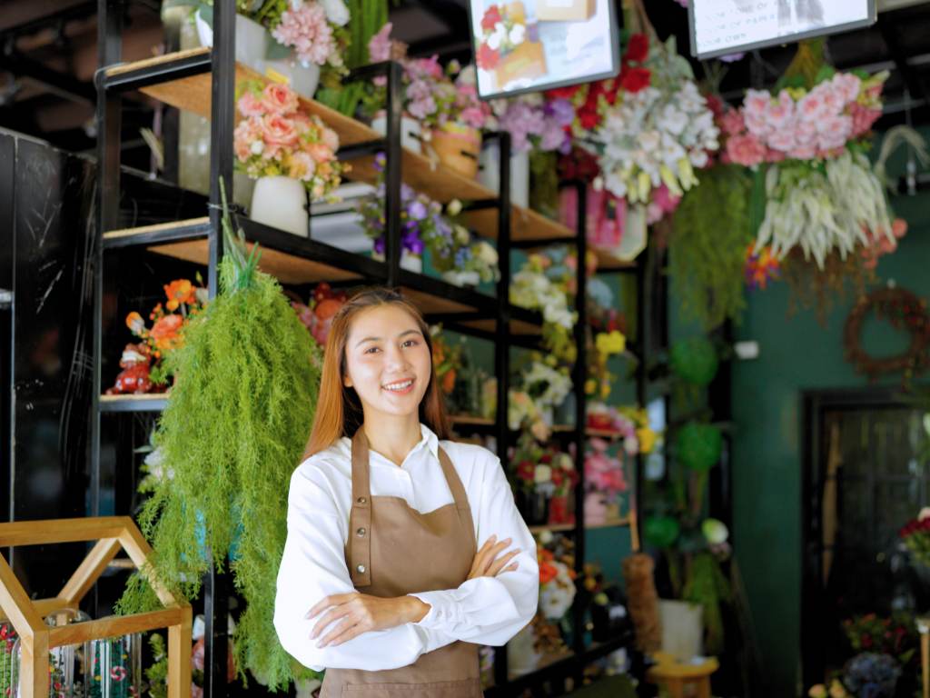 Hiring your first employee? Understand payroll compliance, tax withholdings, reporting deadlines, and why many businesses choose professional payroll support.