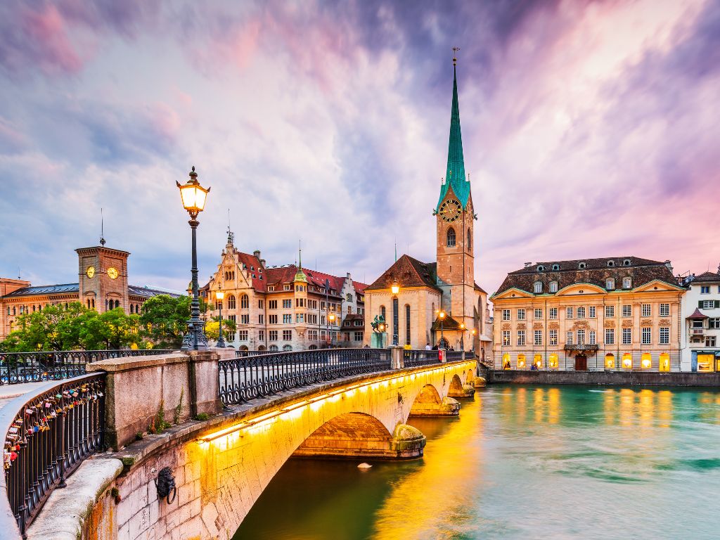 Guide: Residency permits in Switzerland (2025 edition)