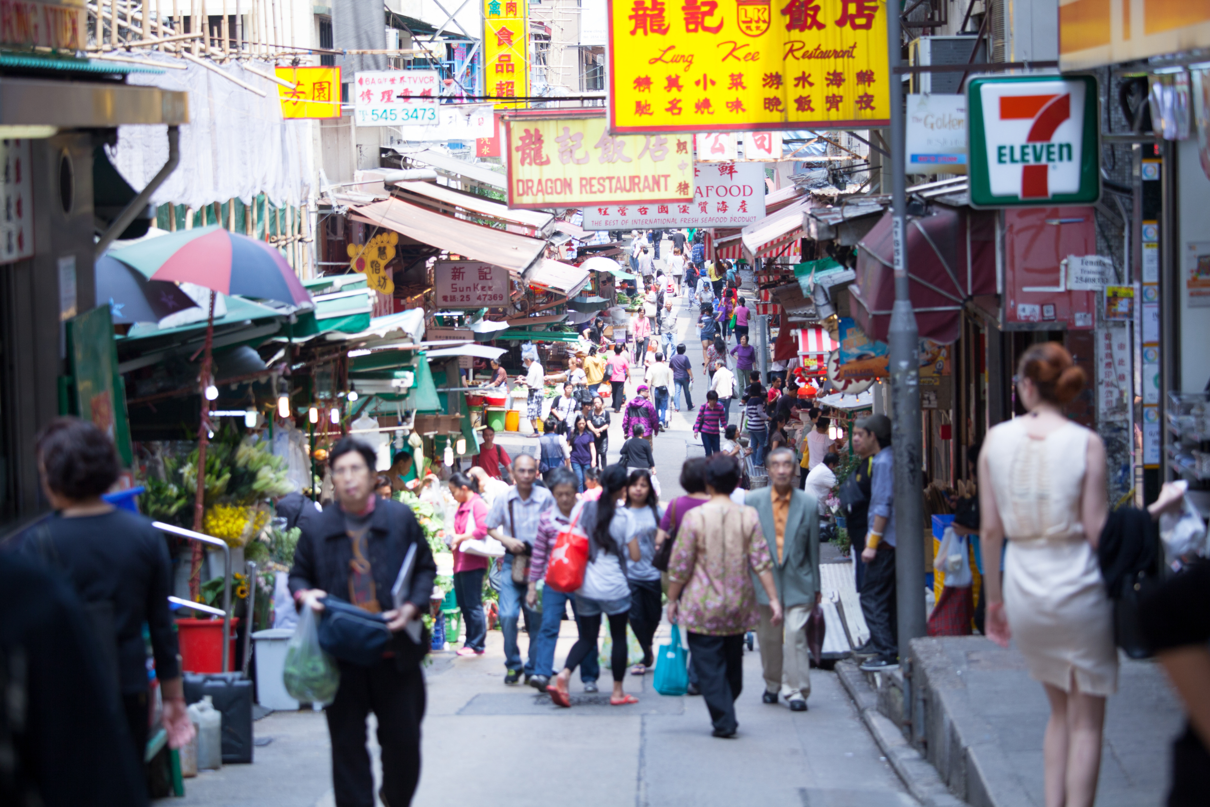 Immigration Department introduces self-application services for Hong Kong identity cards